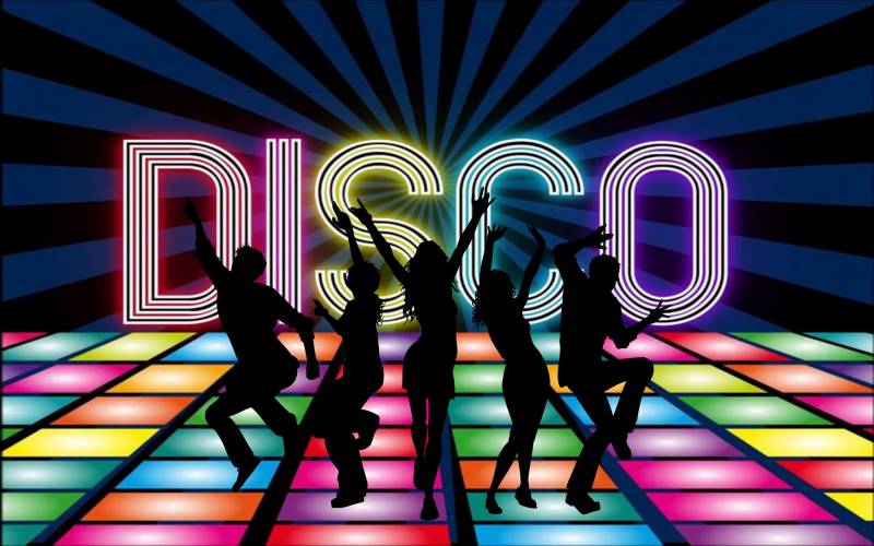 soiree disco a l auberge du chateau a fayence